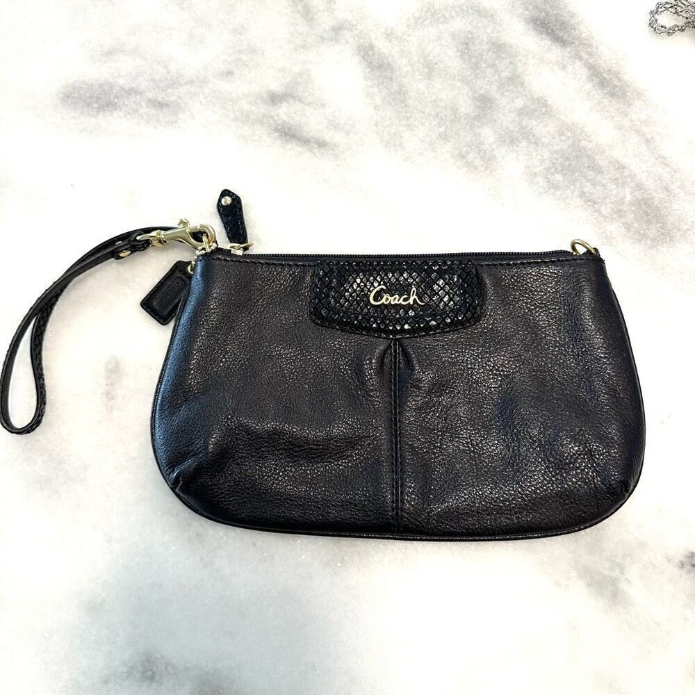 Vintage Coach Black Leather Wristlet Purse Handbag